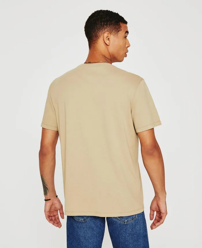 AG Jeans Tees Men Bryce Crew RAVINE BEIGE AG Jeans Tees Men Bryce Crew RAVINE BEIGE