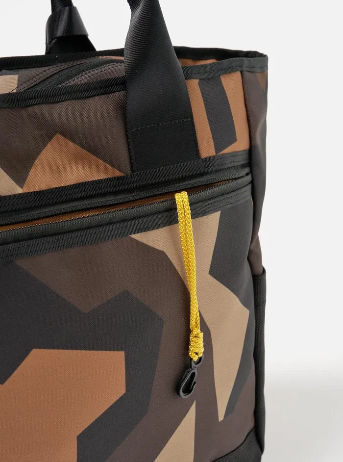 Bags Men Universal Works MasterPiece X Universal Works Tote Bag In Camo Recycled Tech Canvas