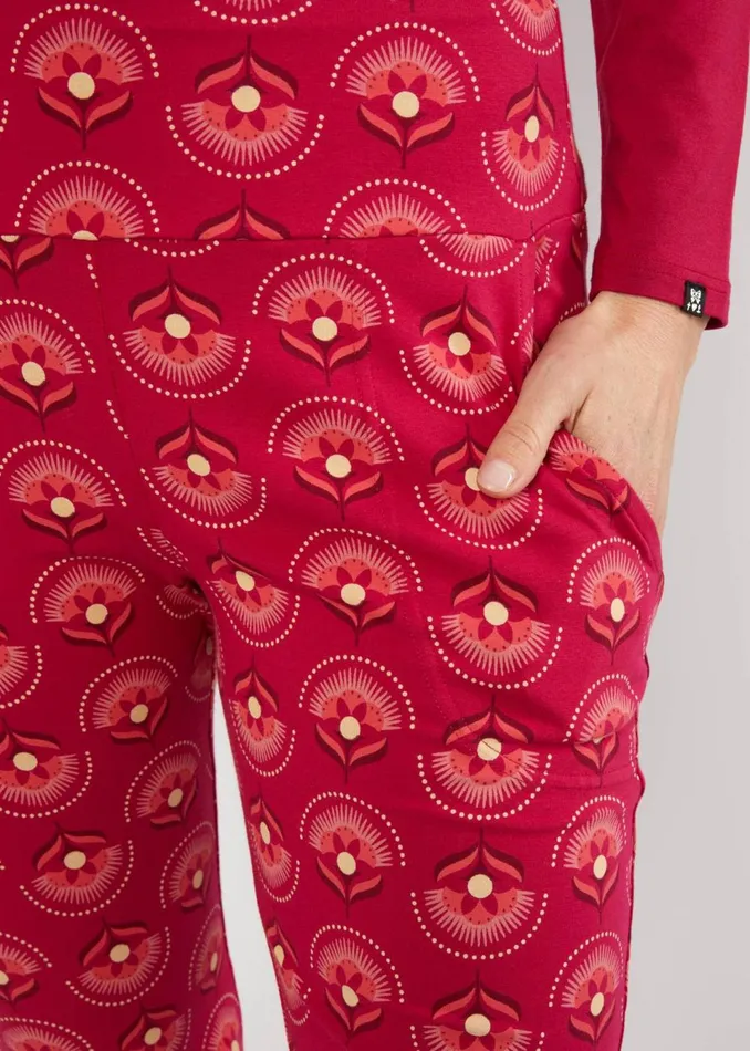 Blutsgeschwister Flares Easy Flared Red Women Trousers