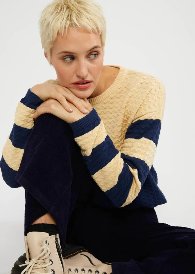 Blutsgeschwister Knitted Jumper Chic Promenade White Women Knitted Jumpers