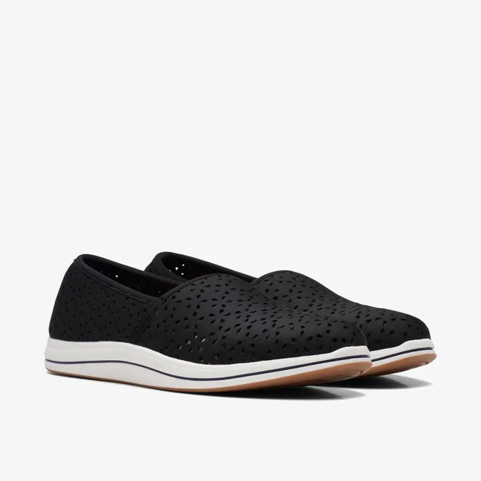 Breeze Emily Black Women Clarks Flats