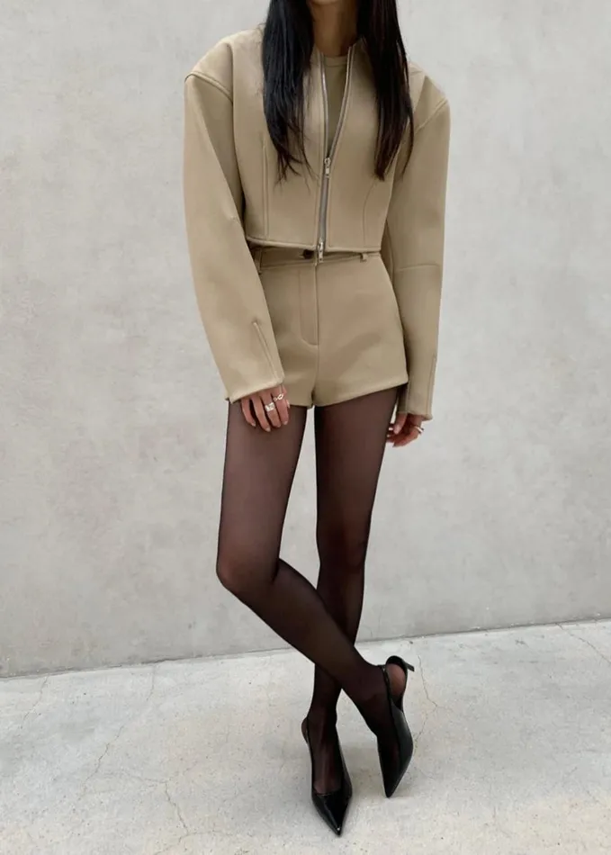 Clothing Women The Frankie Shop Banks Hot Pants 8211 Beige