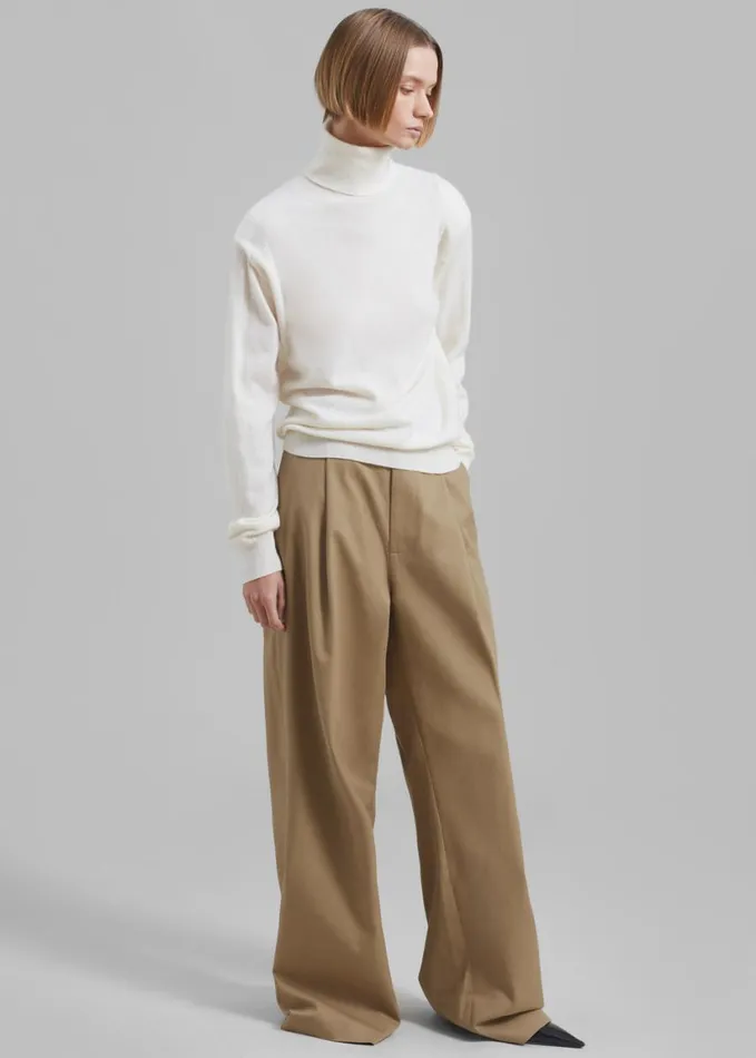 Clothing Women The Frankie Shop Ines Thin Padded Turtleneck 8211 Ivory