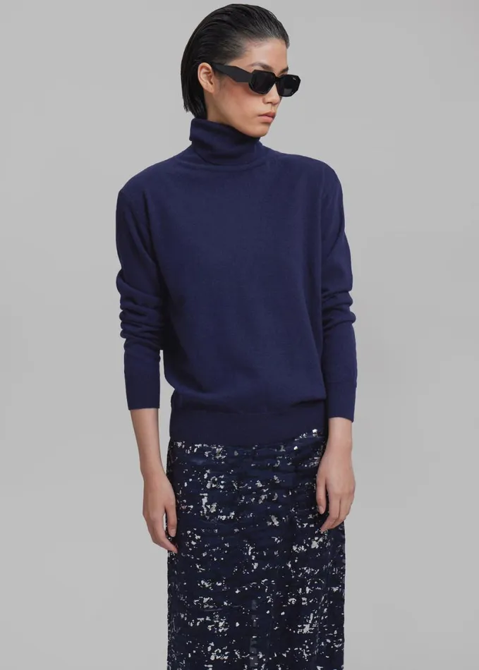 Clothing Women The Frankie Shop Ines Thin Padded Turtleneck 8211 Navy