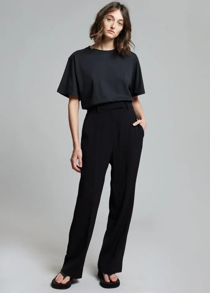 Clothing Women The Frankie Shop Lilou Simple Tee 8211 Black