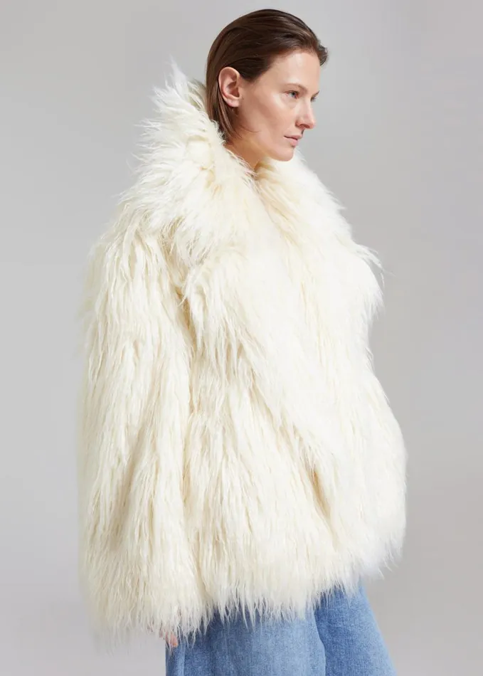 Clothing Women The Frankie Shop Liza Short Faux Fur Coat 8211 Off White