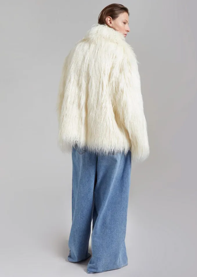 Clothing Women The Frankie Shop Liza Short Faux Fur Coat 8211 Off White
