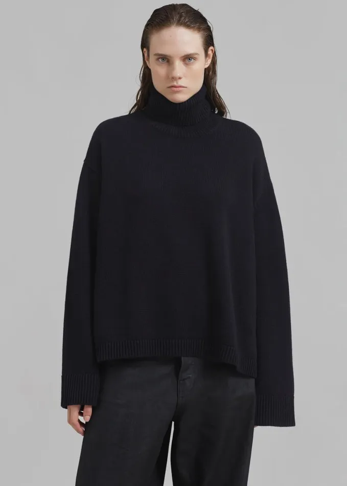 Clothing Women The Frankie Shop Rhea Trapeze Turtleneck 8211 Black