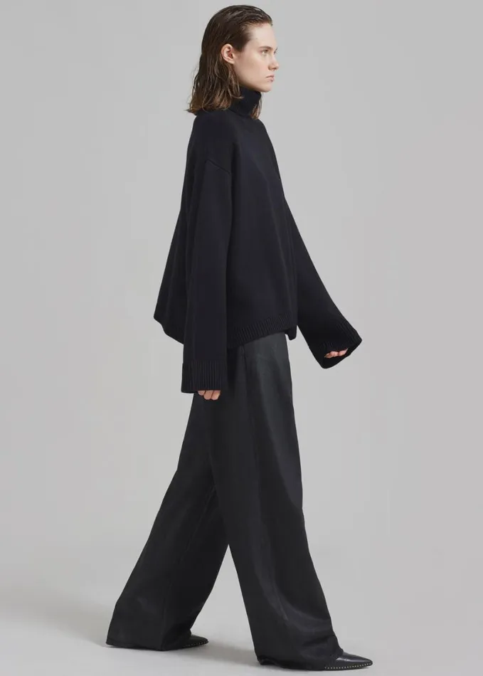 Clothing Women The Frankie Shop Rhea Trapeze Turtleneck 8211 Black