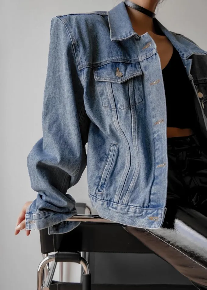 Clothing Women The Frankie Shop Timothee Padded Denim Jacket 8211 Light Wash