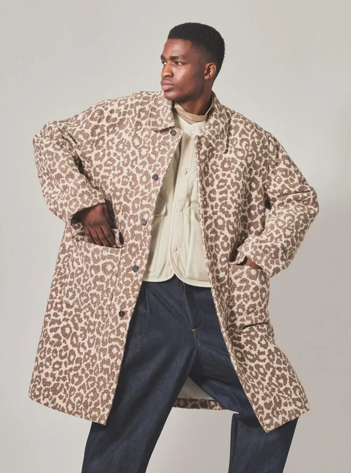 Coats and Outerwear Men Universal Works Universal Works Account Coat In Natural Crazy Leopard