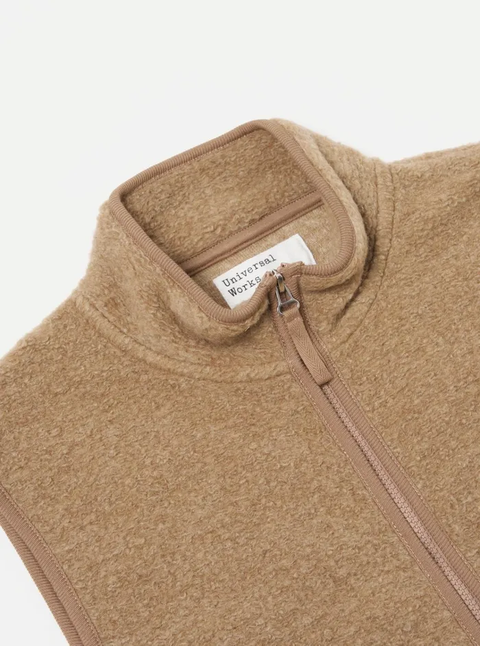 Fleece Men Universal Works Universal Works Climbing Gilet In Sand Teddy Fleece