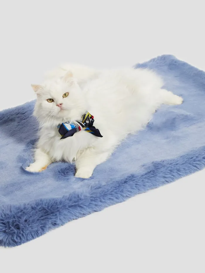 GUESS Home FauxFur Pet Carpet Purple 8211 Women