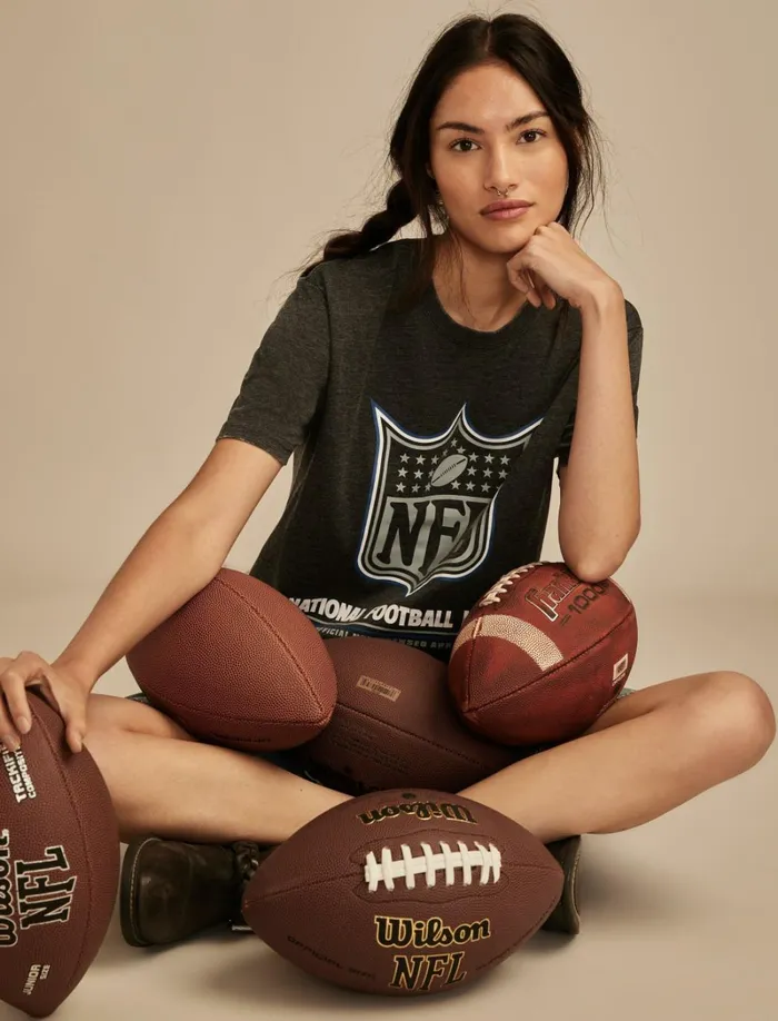 Lucky Brand Graphic Tees Women Nfl Shield 001 Black