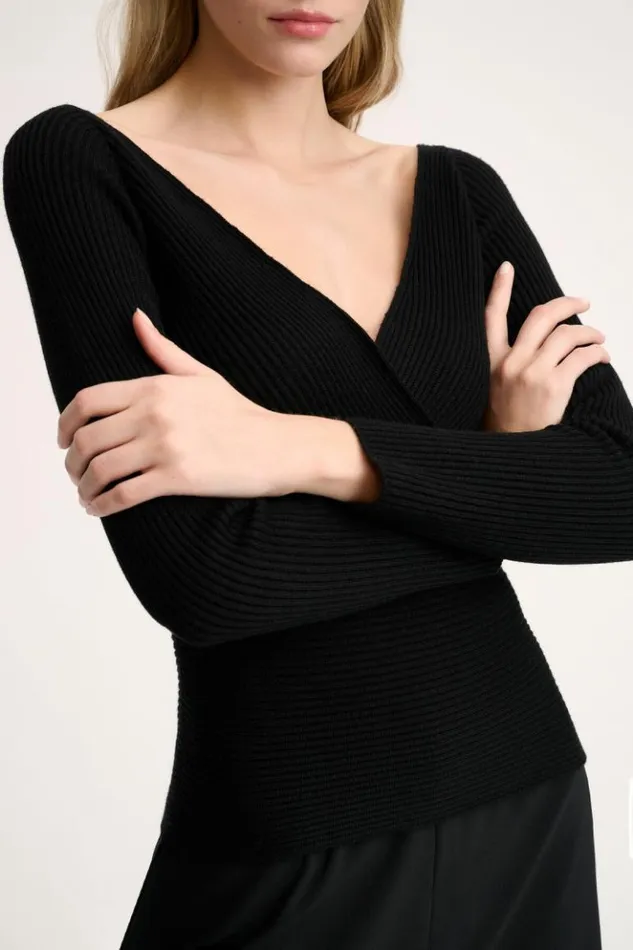 Luisa Spagnoli Knitwear Momenti 8211 VNeck Pullover Black 8211 Women
