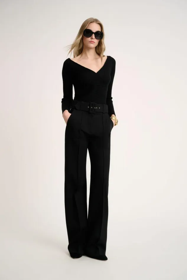 Luisa Spagnoli Knitwear Momenti 8211 VNeck Pullover Black 8211 Women Luisa Spagnoli Knitwear Momenti 8211 VNeck Pullover Black 8211 Women