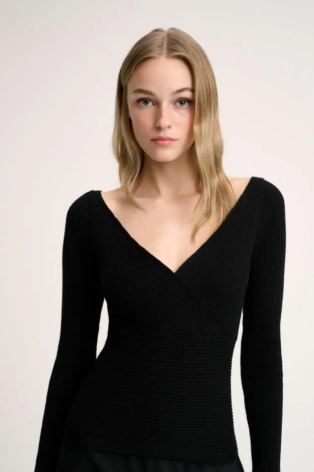 Luisa Spagnoli Knitwear Momenti 8211 VNeck Pullover Black 8211 Women Luisa Spagnoli Knitwear Momenti 8211 VNeck Pullover Black 8211 Women