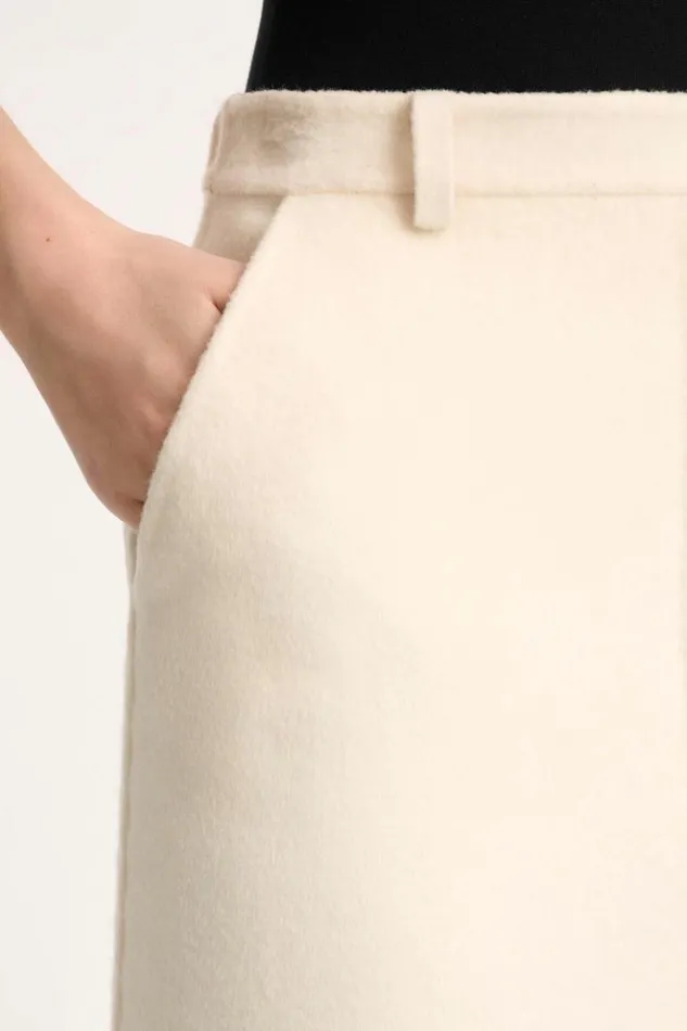Luisa Spagnoli Skirts And Shorts Fattura 8211 Blended Wool Skirt 8211 Fashion Show Cream 8211 Women Luisa Spagnoli Skirts And Shorts Fattura 8211 Blended Wool Skirt 8211 Fashion Show Cream 8211 Women