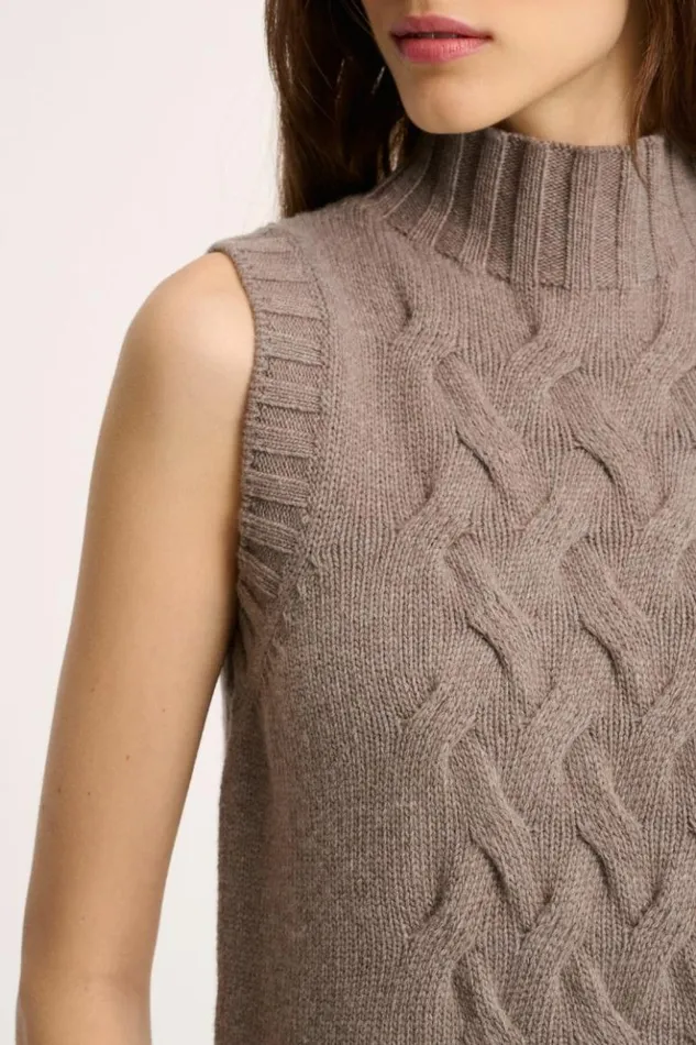 Luisa Spagnoli Tops And TShirts Chiusura 8211 High Neck Vest 8211 Women Luisa Spagnoli Tops And TShirts Chiusura 8211 High Neck Vest 8211 Women