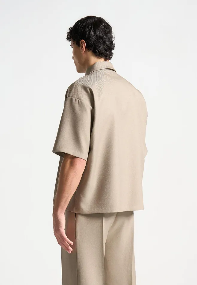 Men Manire De Voir Boxy Shirt With Crease Beige