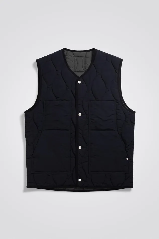 Men Peter Waxed Nylon Insulated Vest Dark Navy Norse Projects Outerwear