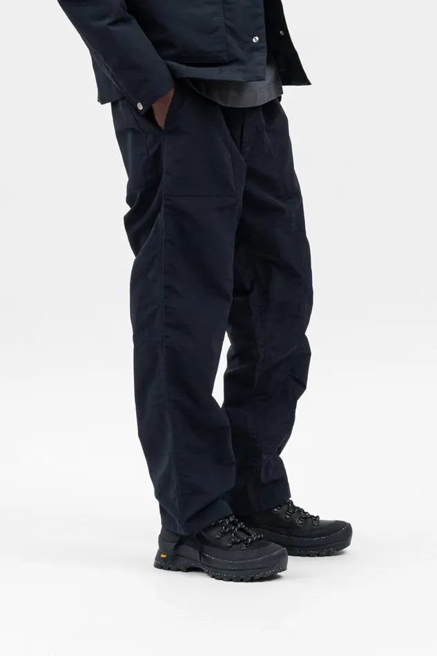 Men Sigur Waxed Nylon Fatigue Trouser Dark Navy Norse Projects Trousers