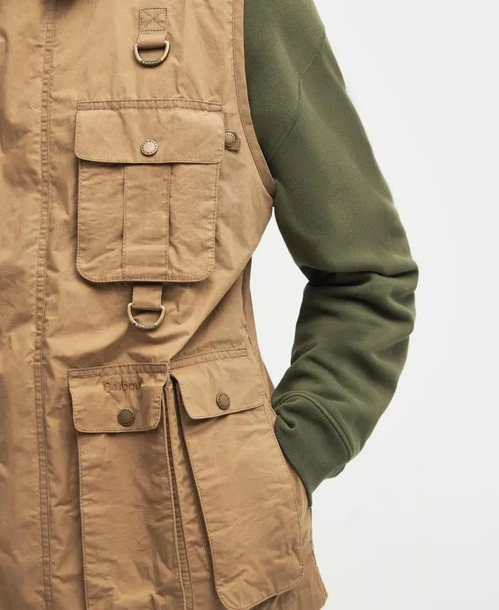 Modified Transport Vest Golden Khaki Men Barbour Gilets and Liners