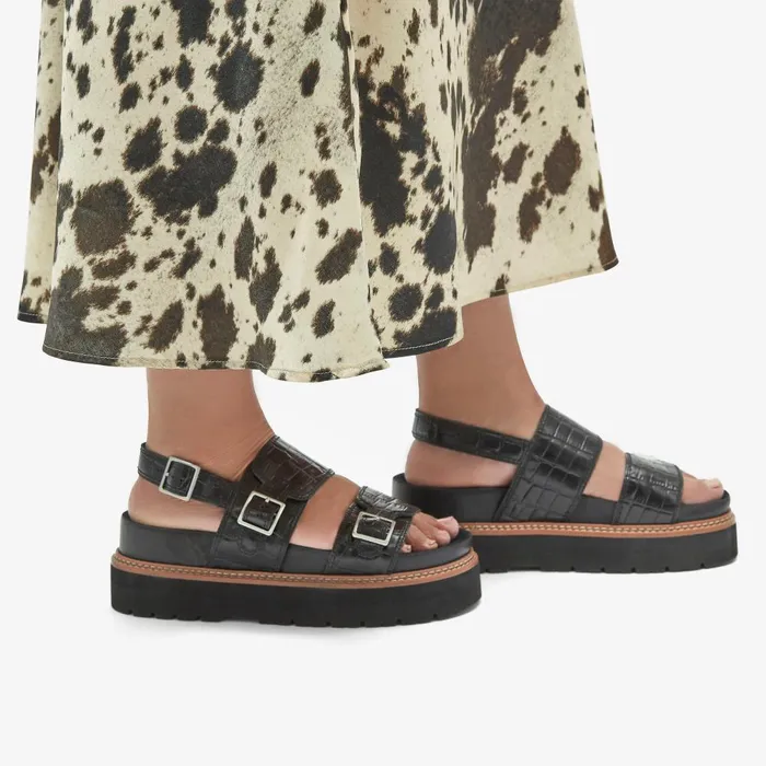 ORIANNA GLIDE Black Interest Women Clarks Sandals and Flip Flops