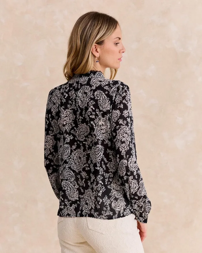 Polin Et Moi Dora Flowers Shirt Black Women Blouses And Shirts Polin Et Moi Dora Flowers Shirt Black Women Blouses And Shirts