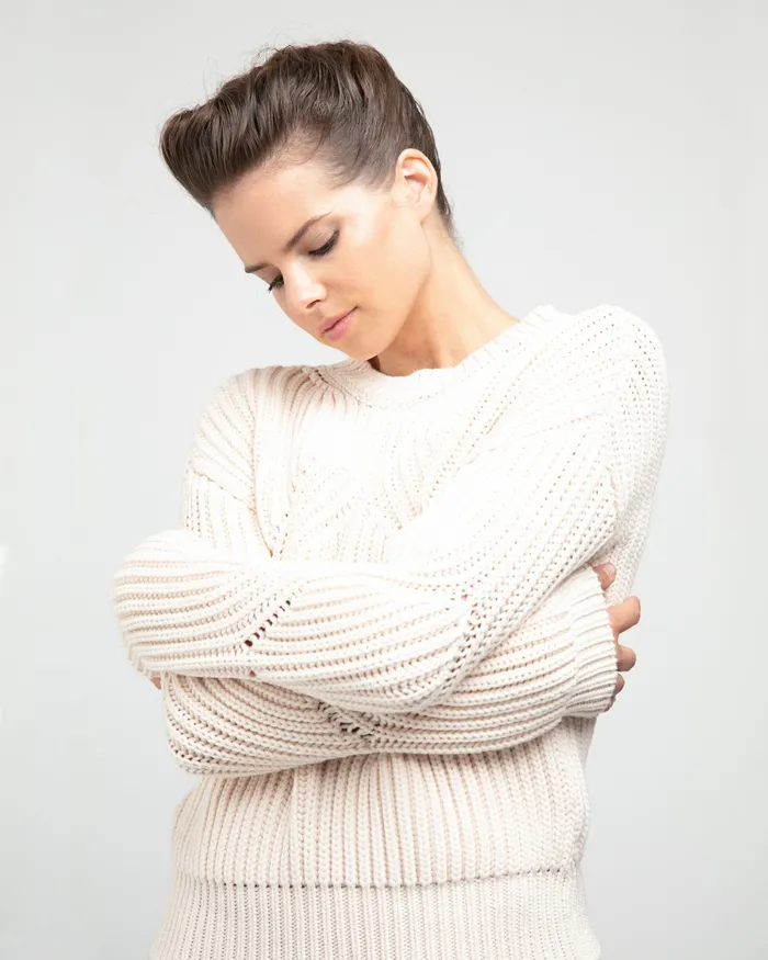 Repetto Womens Knit and Sweats 3D Knit Sweater Ivory