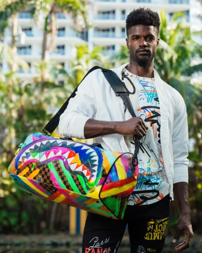 SHARKS IN PARIS CITY STREAKS DUFFLE Bags SPRAYGROUND