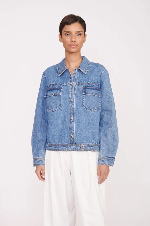 STAUD Outerwear and Jackets Women STAUD CUSTOM CLASSIC OVERSIZED RYAN JACKET MEDIUM WASH STAUD Outerwear and Jackets Women STAUD CUSTOM CLASSIC OVERSIZED RYAN JACKET MEDIUM WASH