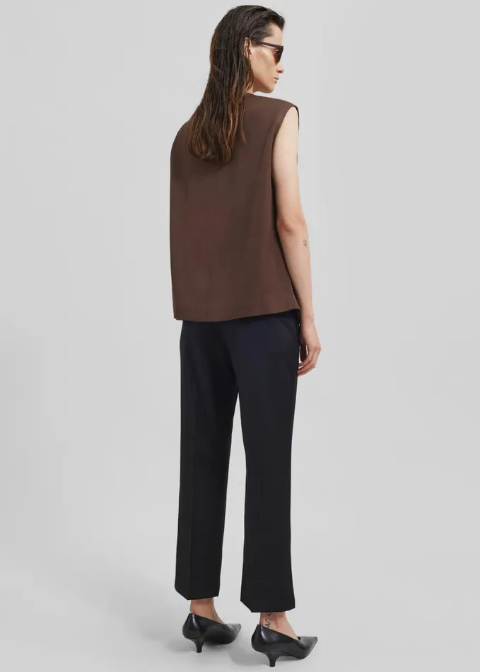 Tops Women The Frankie Shop Loulou Studio Sambac Sleeveless Top 8211 Choco