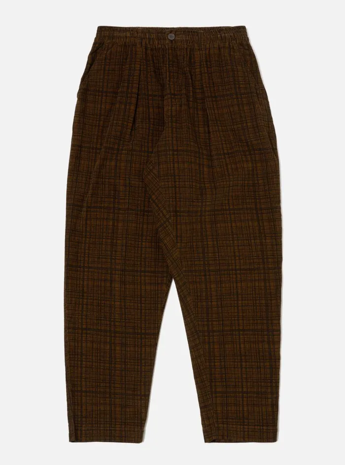 Trousers Men Universal Works Universal Works Pleated Track Pant In Brown Check Cord Seersucker