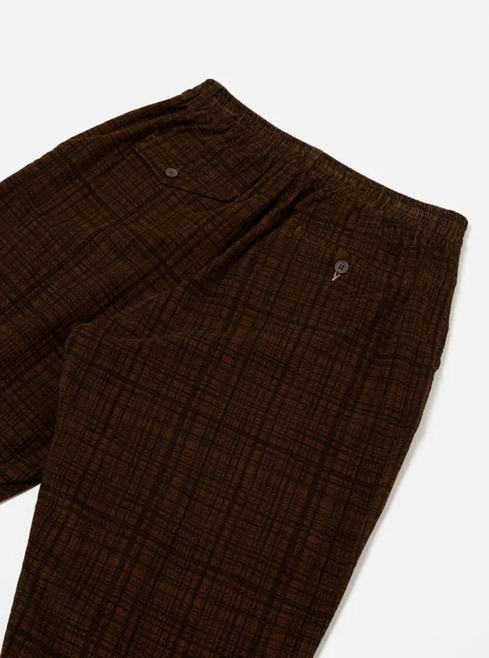Trousers Men Universal Works Universal Works Pleated Track Pant In Brown Check Cord Seersucker