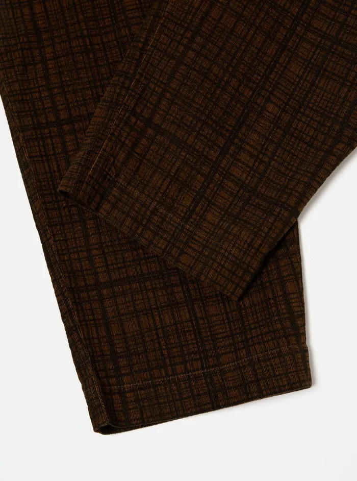 Trousers Men Universal Works Universal Works Pleated Track Pant In Brown Check Cord Seersucker