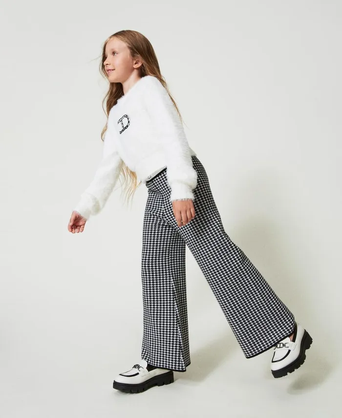 Twinset Jacquard Knit Trousers With Houndstooth Pattern Bicolour Off White Black Girl Trousers And Jeans Twinset Jacquard Knit Trousers With Houndstooth Pattern Bicolour Off White Black Girl Trousers And Jeans