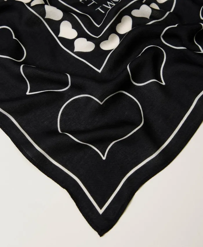 Twinset Kefiah With Logo And Heart Print Black Women Scarves Twinset Kefiah With Logo And Heart Print Black Women Scarves