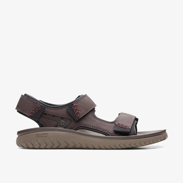 Wesley Bay Brown Men Clarks Sandals and Flip Flops