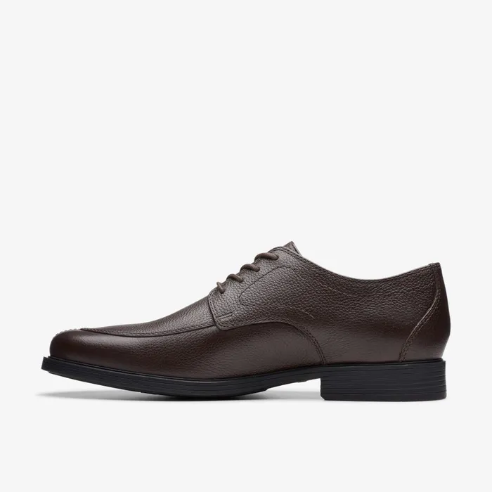 Whiddon Apron Dark Brown Tumbled Men Clarks Dress Shoes