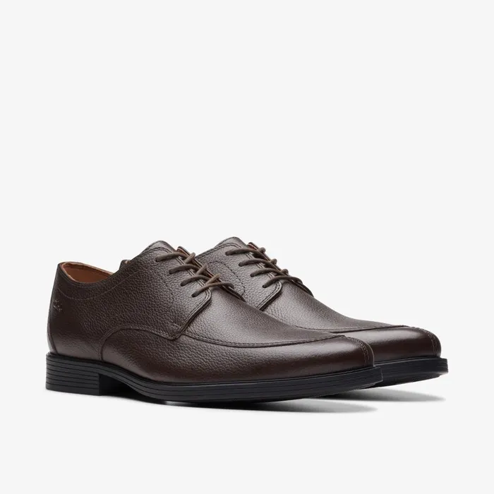 Whiddon Apron Dark Brown Tumbled Men Clarks Dress Shoes