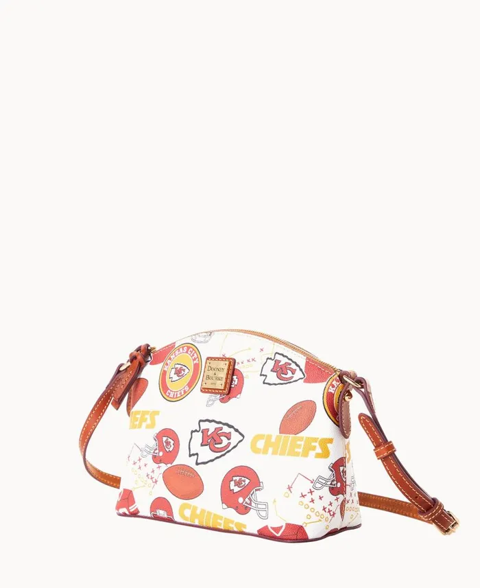 Woman NFL Chiefs Suki Crossbody Chiefs Dooney and Bourke Crossbodies Woman NFL Chiefs Suki Crossbody Chiefs Dooney and Bourke Crossbodies