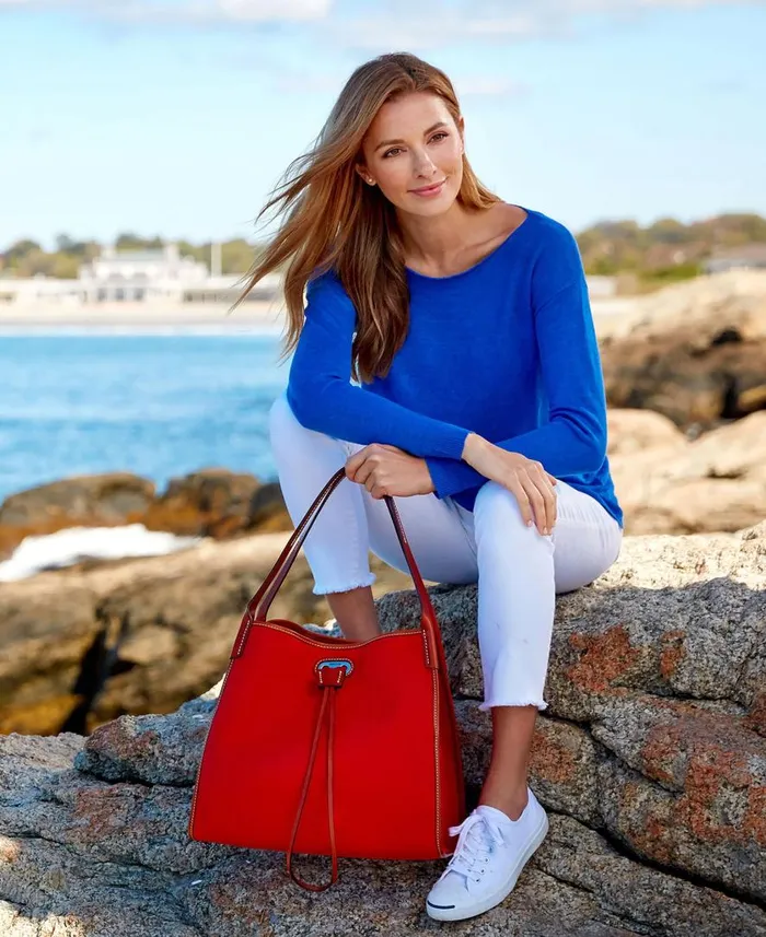 Woman Oncour Cabriolet Full Up Navy Dooney and Bourke Shoulder Bags Woman Oncour Cabriolet Full Up Navy Dooney and Bourke Shoulder Bags