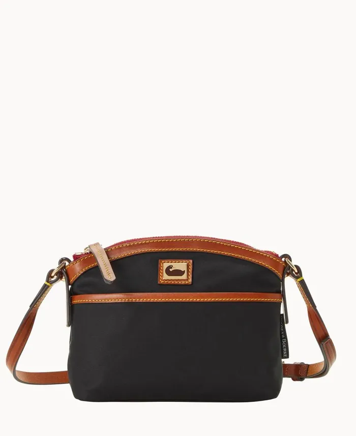 Woman Wayfarer Domed Crossbody Black Dooney and Bourke Crossbodies
