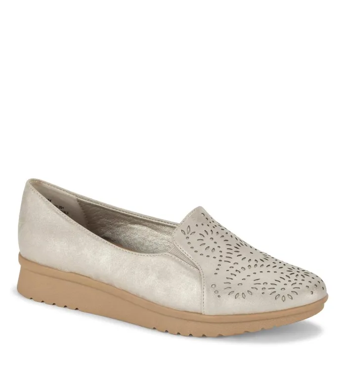 Women Amry Slip On Loafer Champagne Baretraps Flats and Loafers