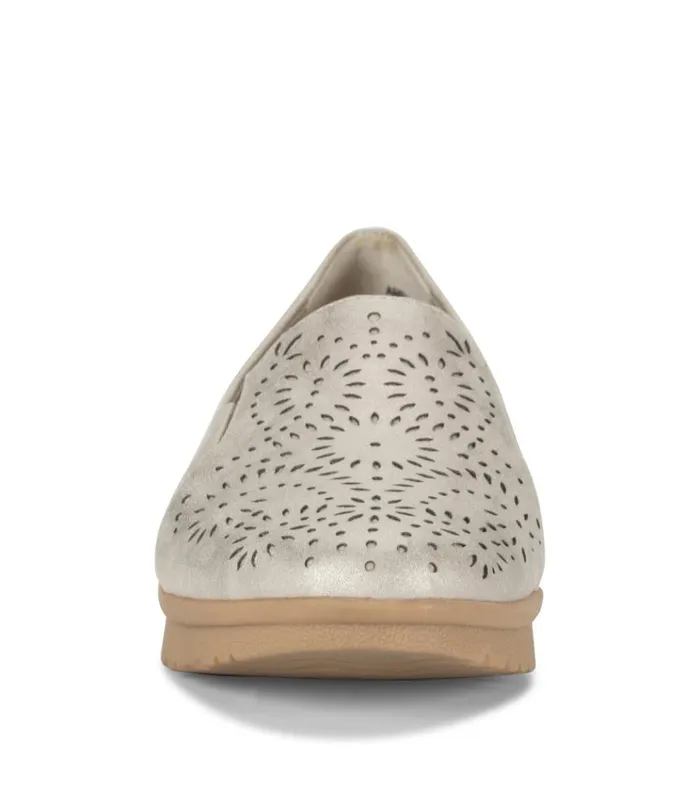 Women Amry Slip On Loafer Champagne Baretraps Flats and Loafers