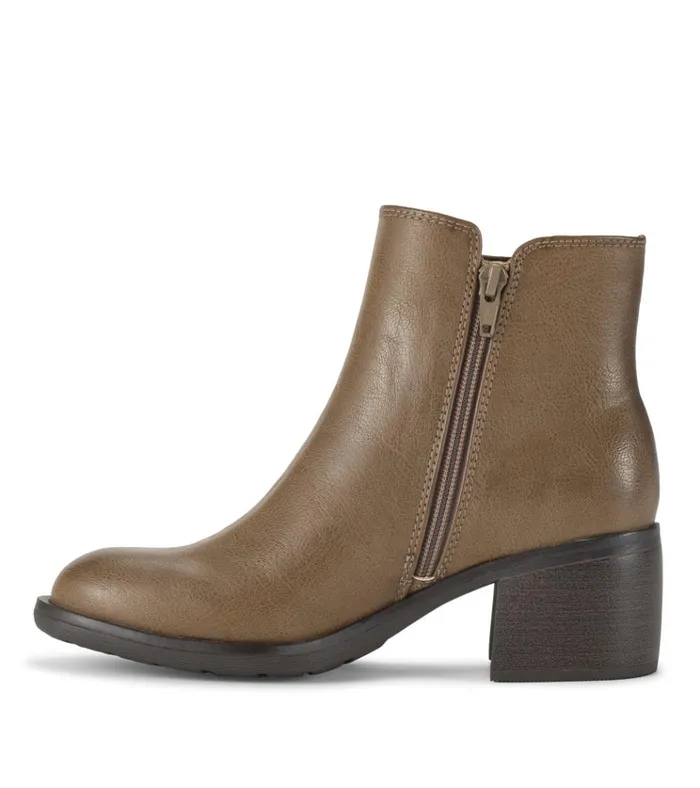 Women Avery Block Heel Bootie Truffle Baretraps Booties