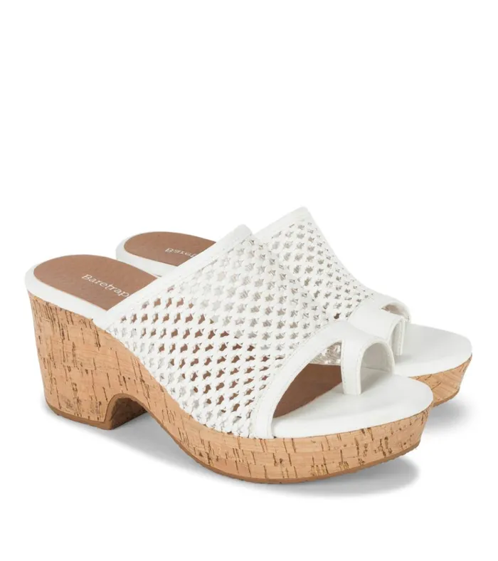 Women Bethie Wedge Sandal White Baretraps Wedge Sandals