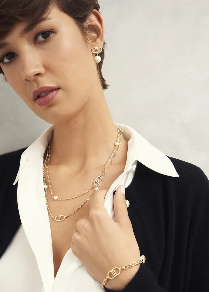 Women Bette Earrings Gold Hobbs Jewellery