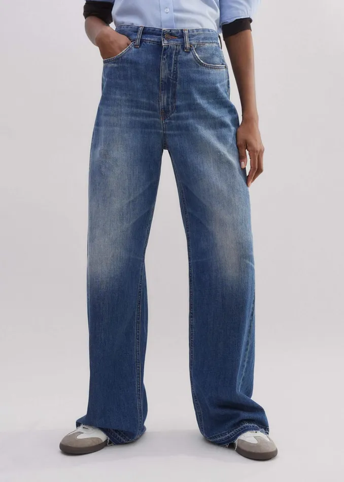 Women Distressed Authentic MidWaist Baggy Jean Winter Mid Wash MEEM
